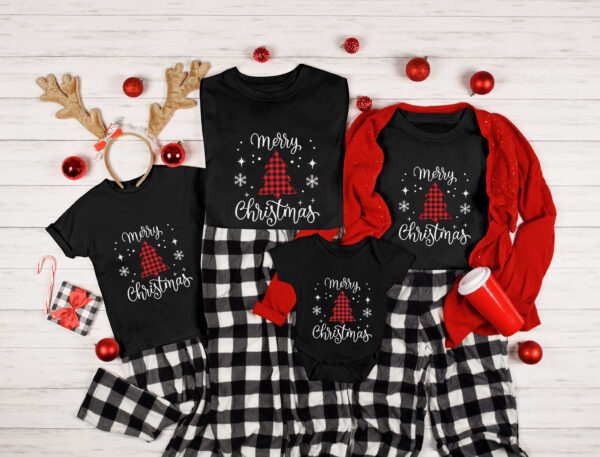 Семейни Коледни тениски с надпис MERRY CHRISTMAS