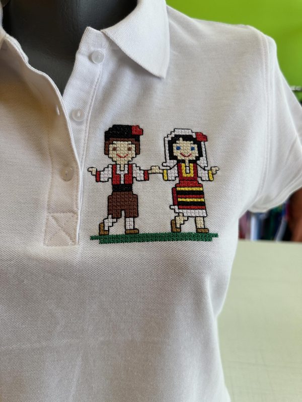 Дамска тениска поло пике с бродирана ШЕВИЦА СВАТБАРИ - Image 2