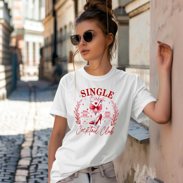 Тениска с надпис SINGLE BABES