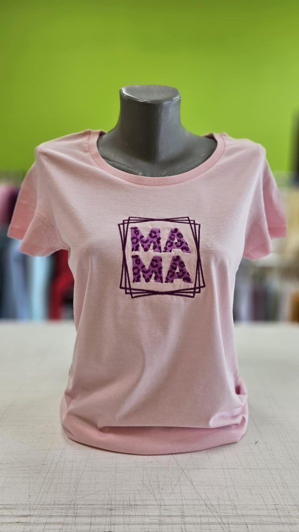 Дамска тениска с бродерия МАМА в рамка - Image 3