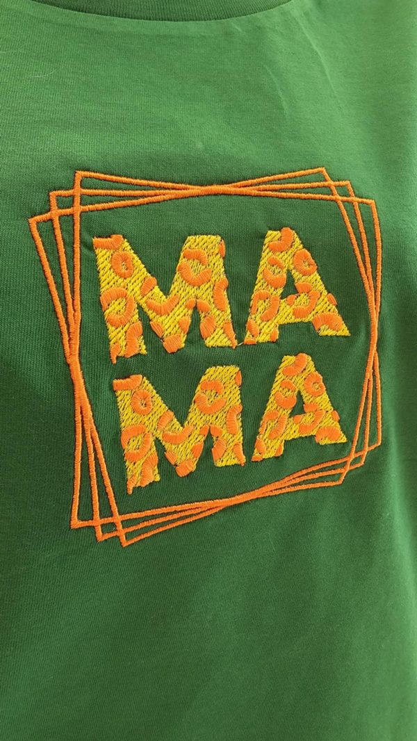 Дамска тениска с бродерия МАМА в рамка - Image 2