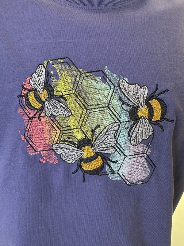 OVERSIZED тениска с бродерия ПЧЕЛИ - Image 3